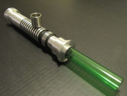 fuckyeswecannabis:  Darth Bong