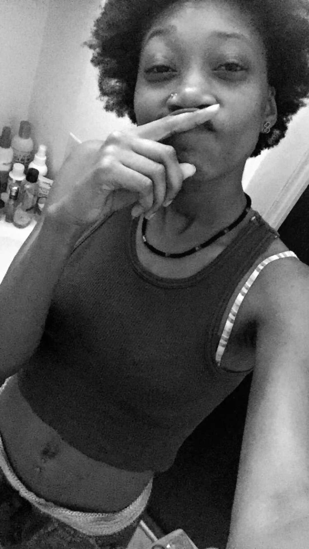 unbreakablechamaican:  Mini fro appreciation. Happy blackout💕