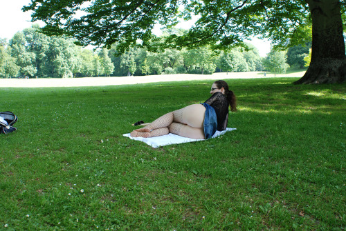 lustfulsabine:  Feeling so good and naughty being a public slut