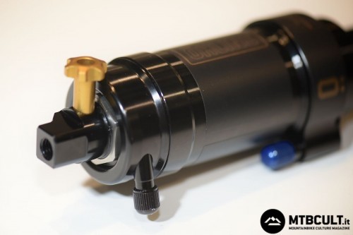 aces5050: (via ANTEPRIMA - Ecco i dettagli della forcella Ohlins da Dh. E altre novità ancora - MtbC