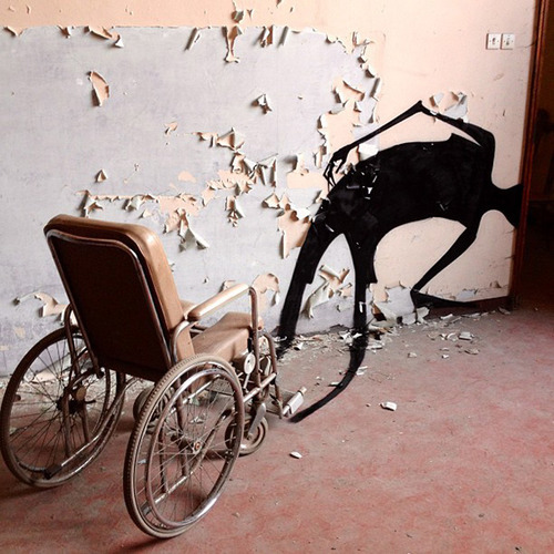 blatheringsandnonsense:  Okay, so I found these on reddit and can I just say wow. Art in an abandoned hospital.