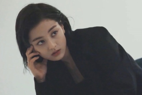 imhomebyminho: — jihyo for allure magazine