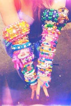 canadia-plur:  PLUR- it’s not just a raving code, it’s a lifestyle. 