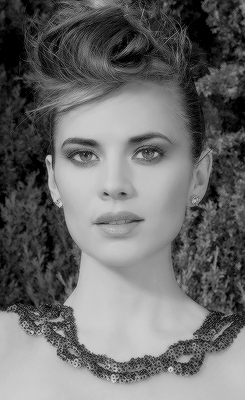 dailyconviction:  Hayley Atwell photographed