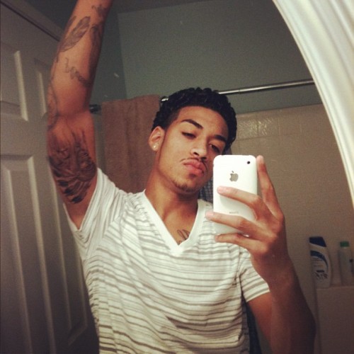 beautyfullboys:  s-fit-c:  Jerel  More Beauty Full Boys HERE. 