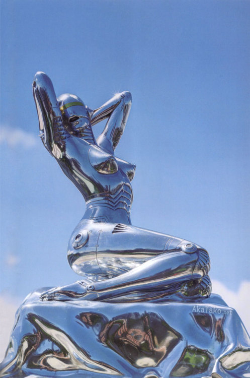 Hajime Sorayama sexy robot sculpture photographed by Shigeru Tanaka. Printed in “Robot Catalog