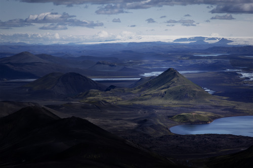 jwltrphotography:  Mountain II in colour by Jakob Walter Facebook