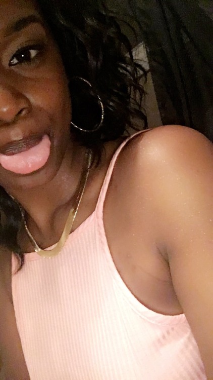 bitetheforbiddenfruit:turning twentyone. happy dark skin appreciation day and goodnight.