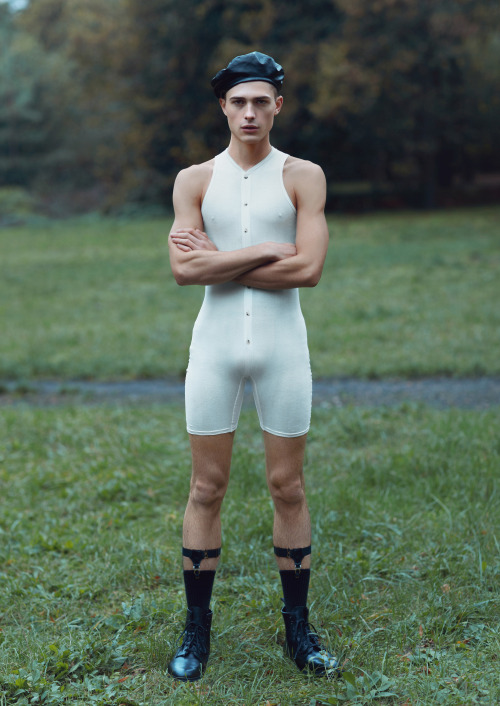 Paul Fontanier by Quentin de LadeluneJumpsuit by Endymion UnderwearWWW.QUENTINDELADELUNE.COM