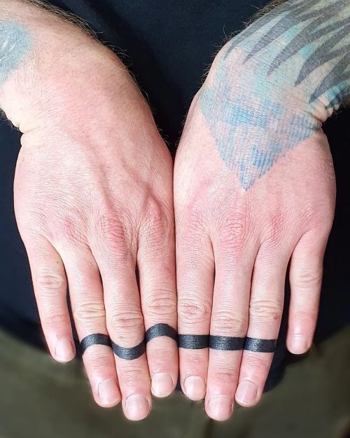 +++100% HANDPOKED BOLD HAND RIBBON FOR BEN +++ BERLIN BOOKING: Check the link in bio to see the next