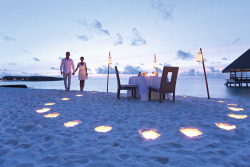 un romantico … pasto  su questa spiaggia