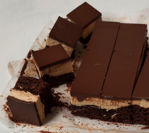 thecakebar:  Chocolate Ganache, Peanut Butter Layer Cheesecake Brownies 