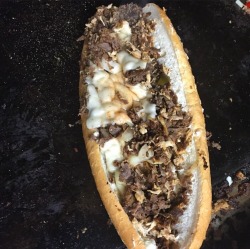 afro-arts:  Philly Cheesesteak Cafe  IG: