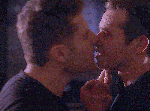 Buck/tommy + Touching