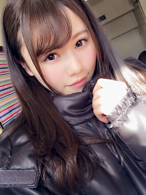 込山榛香