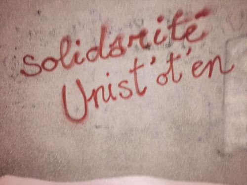 Graffiti in Montreal in solidarity with the Unist'ot'en anti-pipeline blockade. Canadian police raid