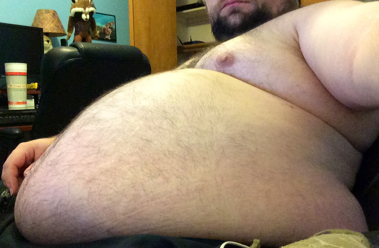 fantasyfanficboi:  Hey…. :-) 