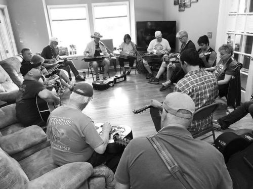 <p>And so it begins… #nashvilledobrocamp #heavymetal #bluegrass #dobro #resonatorguitar  (at Fiddlestar)<br/>
<a href="https://www.instagram.com/p/By84zrahTPQ/?igshid=1dv3rz00s1y0d">https://www.instagram.com/p/By84zrahTPQ/?igshid=1dv3rz00s1y0d</a></p>