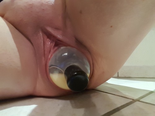 XXX holegirl:  When you just can’t help yourself…. photo