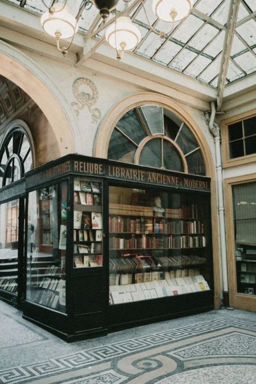 universitybookstore:
“New from Chronicle Books and Nichole Robertson, an achingly lovely new armchair trip, Literary Paris: A Photographic Tour.
”