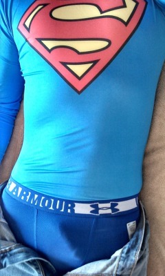 waistbandboy:  Superman wears Under Armour