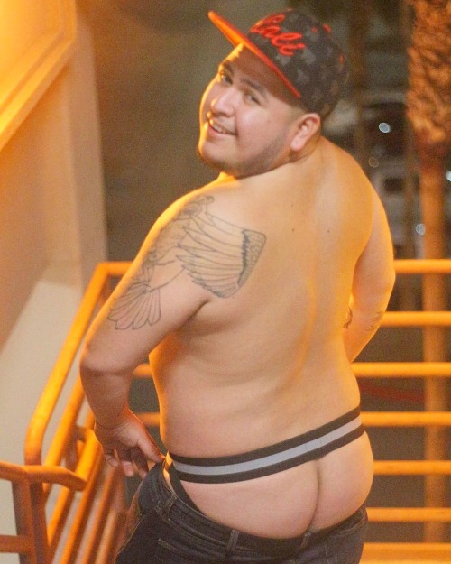 khieldavachubby: beefbearrito:Las Vegas Shoot Hmmmm hot