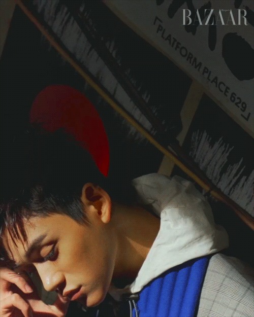 ohbaibeeitsyou: 1 minute eye contact