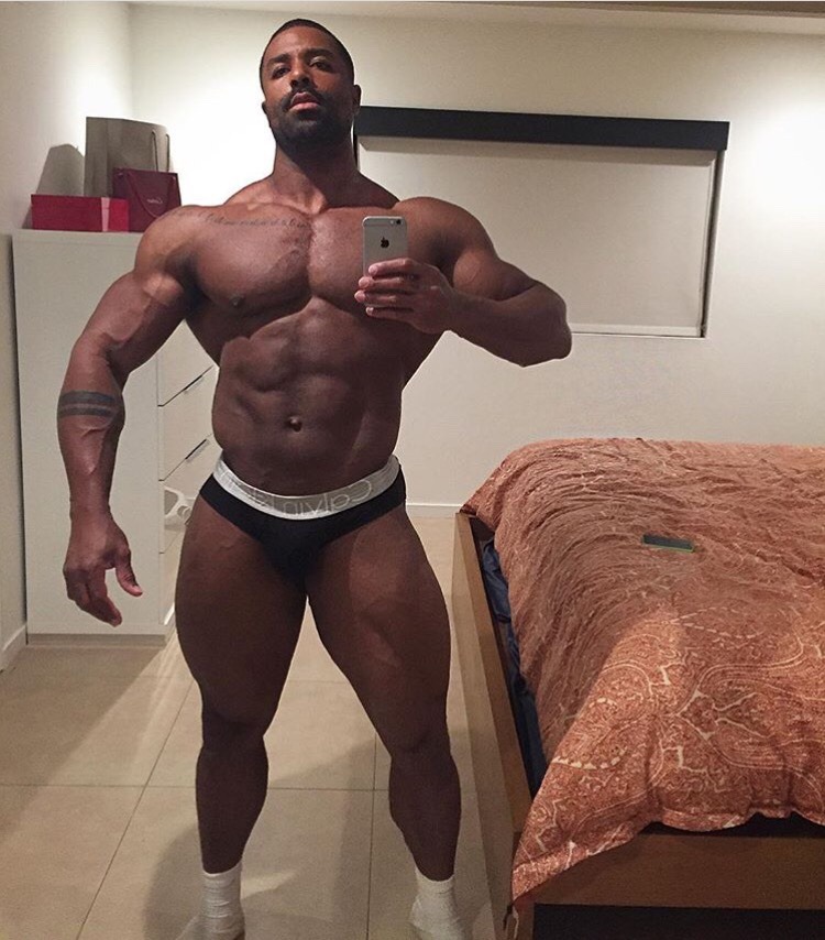 seeker310:  Hot!! Kings!! Powerful handsome Sexy!!i wanna serve &amp; sacrifice