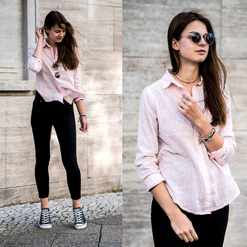 wetchucksfan:Pink Shirt, Black Jeans (by Jacky)