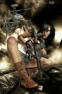 girlandguns:  Girl With Gun  follow me at : http://girlandguns.tumblr.com/