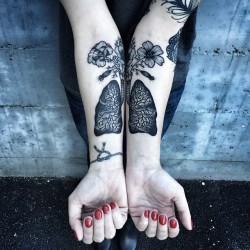 1337tattoos:  barbe rousse