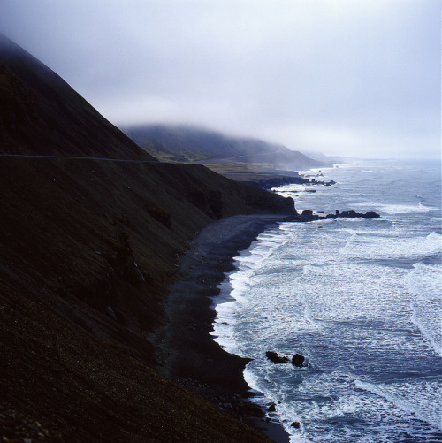 rachelallender:  North of Höfn by mr_student on Flickr.