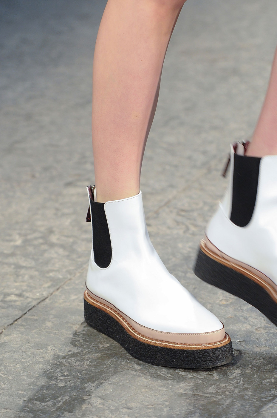 lxixlxix:  Your High Fashion Minimalism Blog