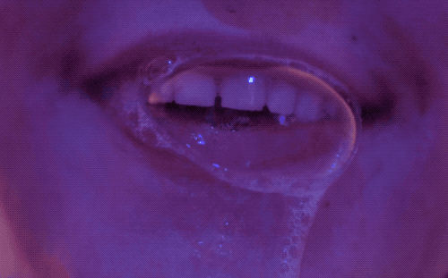 baileysatie:blowing bubbles, but i’d rather be blowing you