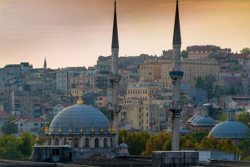 allthingseurope:  Istanbul, Turkey (by L F Ramos-Reyes)