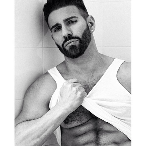 beardburnme:  @gregorynalbone