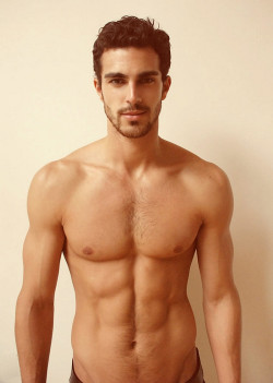 andy75017:For more hot guys… Visit and follow me on :http://andy75017.tumblr.com