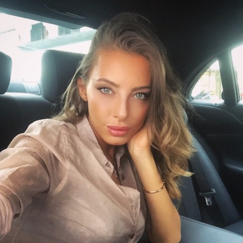 La belle italienne Alessia Tedeschi (ex de Marco Verratti) serait la nouvelle #wag de Cristiano Rona