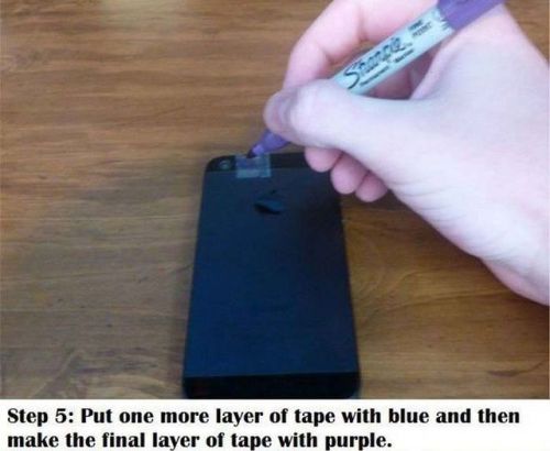 roadxzombie:   beben-eleben:  Amazing Hack: Turn Your SmartPhone Into A Blacklight  No one show my friends this, or theyre gonna actually see how much semen is on my stuff 