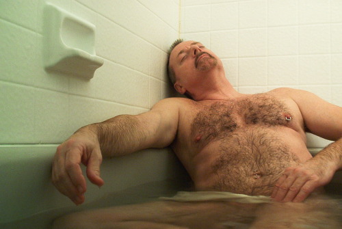 barebearx:  nixtwo:  Follow me at FaceBEAR.  ~~~~PLEASE FOLLOW ME ** ~ ♂♂*OVER 17,000 FOLLOWERS