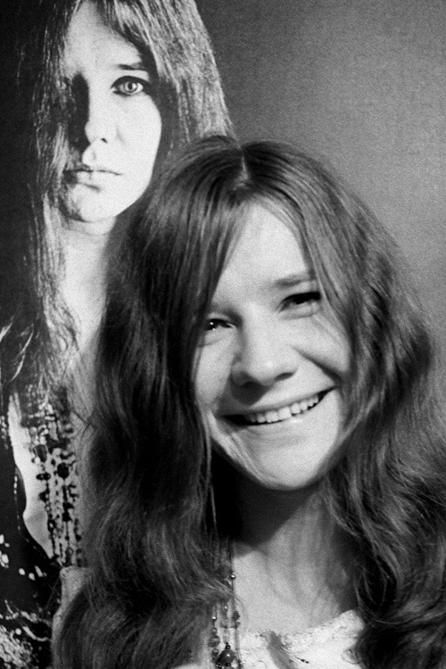 theswinginsixties:Janis Joplin photographed by Baron Wolman