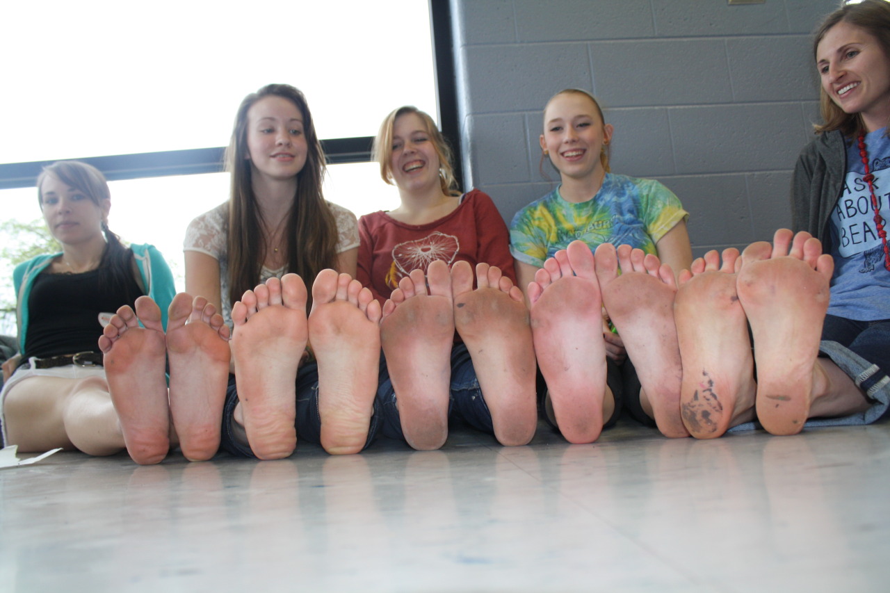Girls dirty feet Dirty Feet