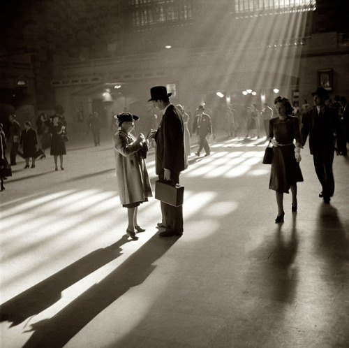 gh3ttobird:  crossconnectmag:  Photography of the Grand Central Terminal 100 Year Anniversary - New York City  One of the grandest buildings in New York City, the Grand Central  Terminal is as relevant today as it was when it first opened back in the