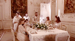 myrtlegordons:Russian Ark (dir. Alexander Sokurov)Filmed in the Winter Palace of the Russian State H
