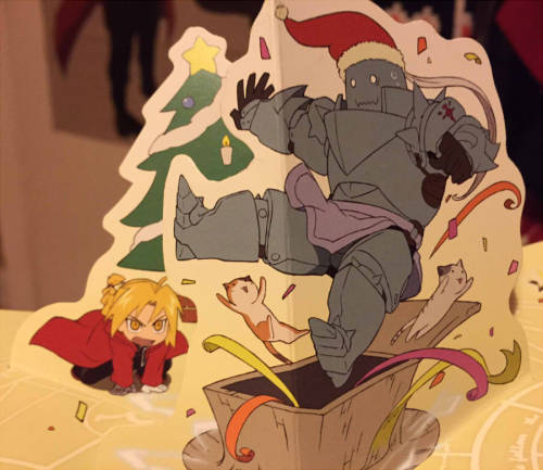 fma-merchandise:Merry Christmas, FMA fans! ↳ Fullmetal Alchemist pop-up Christmas card (Ed & Al 