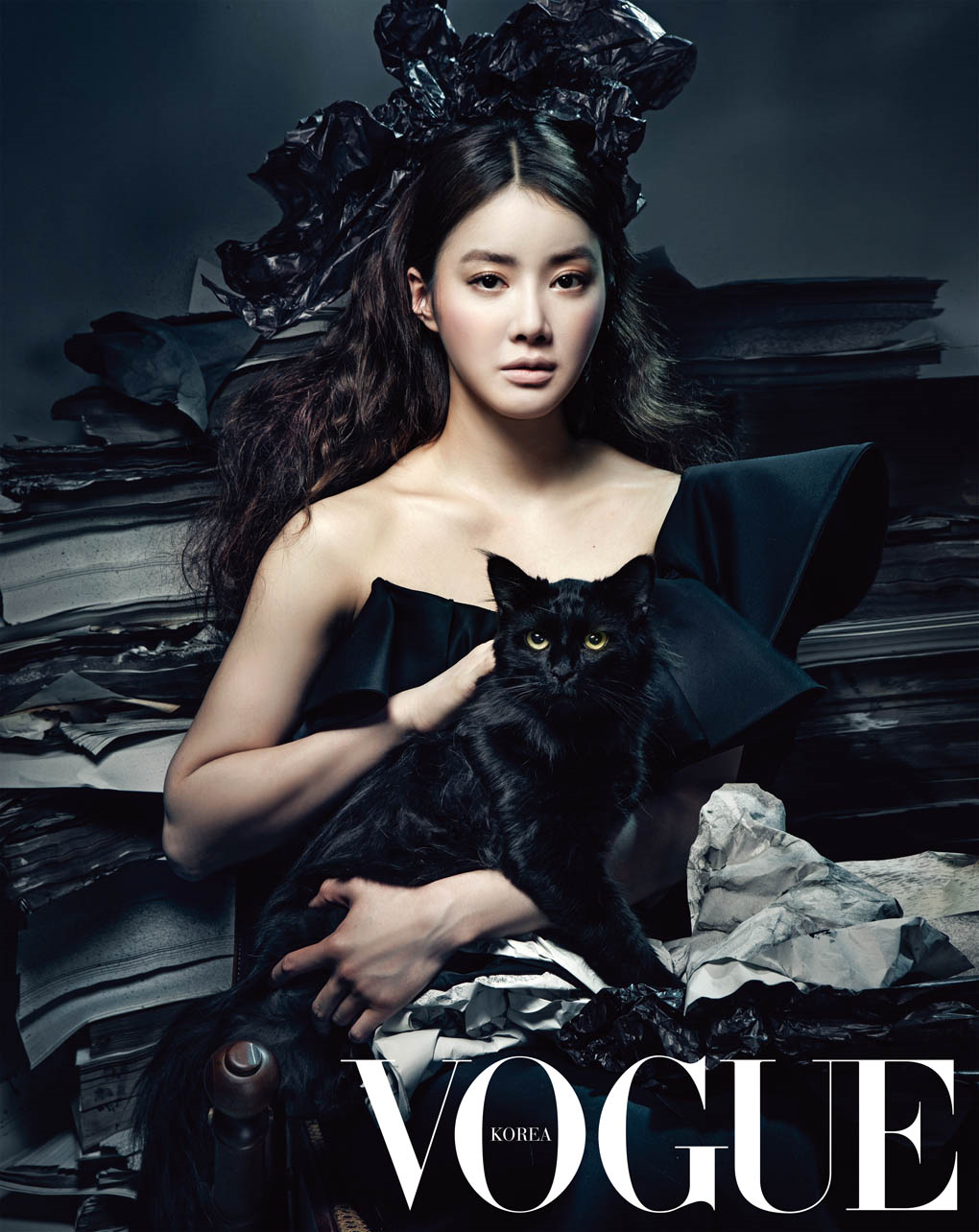 <p><a href="https://justscreenshots.tumblr.com/post/659787857847861248/vogue-korea-lee-si-young" class="tumblr_blog" target="_blank">justscreenshots</a>:</p>

<blockquote><p>VOGUE Korea<br/>Lee Si Young

<br/></p></blockquote>