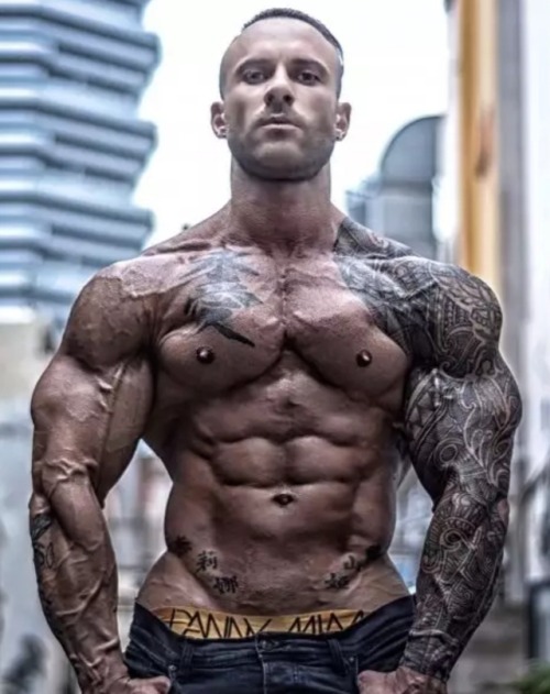 Gianluigi Volti. I Would Just Eat This Man Up! Fuck, He's Hot