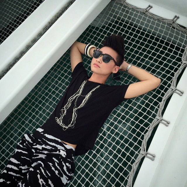 estherquek:  Sky watching #SentosaCove #OneDegree15 #marinaclub #Singapore #FollowEQtoSingapore