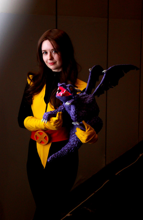 comicbookcosplay: Cosplay ShadowcatPhotographer: TMC Illustration Event: London Super Comic Con