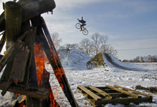 radical-at-best:  mtbmxasn on Pinkbike. 